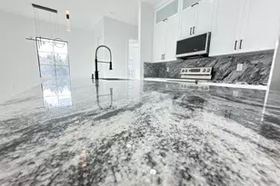 913 Glenn Ave, Lehigh Acres, FL 33972 - Photo 14