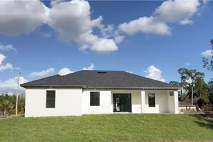 913 Glenn Ave, Lehigh Acres, FL 33972 - Photo 38