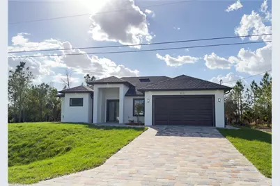 913 Glenn Ave, Lehigh Acres, FL 33972 - Photo 1