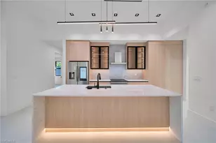 1317 SW 5th Pl, Cape Coral, FL 33991 - Photo 8