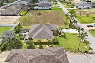 2337 NW 38th Pl, Cape Coral, FL 33993 - Photo 38