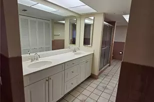 1221 SE 46th Ln, Cape Coral, FL 33904 - Photo 20