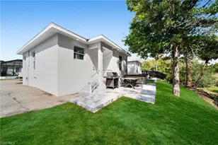 26951 N Riverside Dr, Bonita Springs, FL 34135 - Photo 46