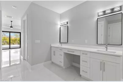 2118 SW 14th Pl, Cape Coral, FL 33991 - Photo 6