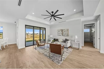 405 NE 15th Ter, Cape Coral, FL 33909 - Photo 4