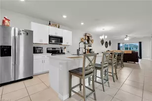 10756 Crossback Ln, Lehigh Acres, FL 33936 - Photo 14