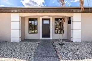 18890 Fox Run Rd, Alva, FL 33920 - Photo 2