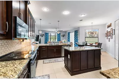 10143 Chesapeake Bay Dr, Fort Myers, FL 33913 - Photo 16