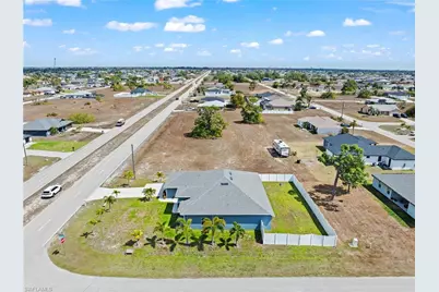 1728 Diplomat Pkwy W, Cape Coral, FL 33993 - Photo 26