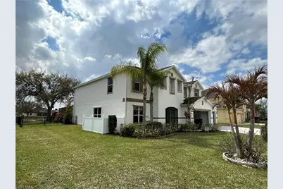 18270 Pine Nut Ct, Lehigh Acres, FL 33972 - Photo 4