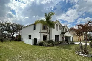 18270 Pine Nut Ct, Lehigh Acres, FL 33972 - Photo 4