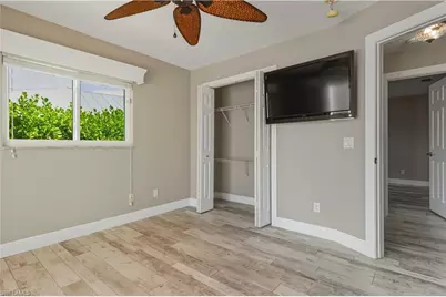 1105 SE 13th St, Cape Coral, FL 33990 - Photo 10