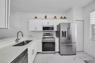 1024 Mainsail Dr, Naples, FL 34114 - Photo 4