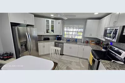 9595 Halyards Ct #11, Fort Myers, FL 33919 - Photo 2