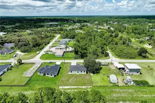 940 Lakeside Dr, Lehigh Acres, FL 33974 - Photo 28