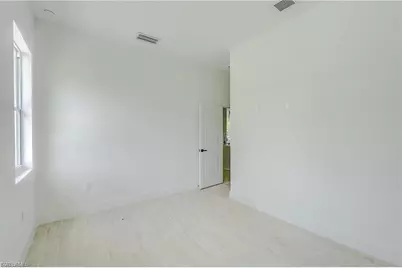 940 Lakeside Dr, Lehigh Acres, FL 33974 - Photo 18