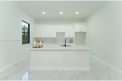 729 Giorgio Ave S, Lehigh Acres, FL 33974 - Photo 12