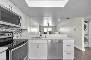 4790 S Cleveland Ave, Fort Myers, FL 33907 - Photo 2