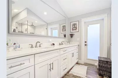 750 Periwinkle Way, Sanibel, FL 33957 - Photo 8