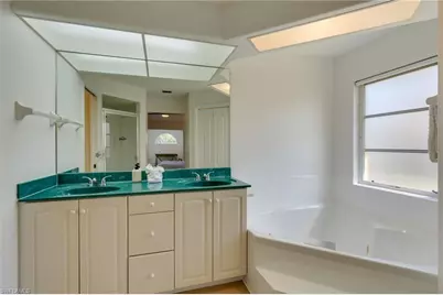 17241 Caloosa Trace Cir, Fort Myers, FL 33967 - Photo 14