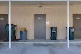 9303 Lennex Ln, Fort Myers, FL 33919 - Photo 20