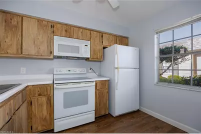 9303 Lennex Ln, Fort Myers, FL 33919 - Photo 4