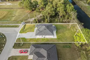 541 Chalet Ave S, Lehigh Acres, FL 33974 - Photo 38