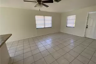 801 SE 5th Ave, Cape Coral, FL 33990 - Photo 4