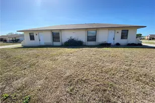 801 SE 5th Ave, Cape Coral, FL 33990 - Photo 1