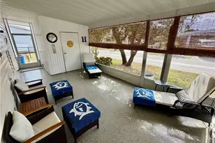 201 Captains Walk, North Fort Myers, FL 33917 - Photo 2