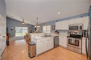 12841 Havenridge Cir, Fort Myers, FL 33912 - Photo 6