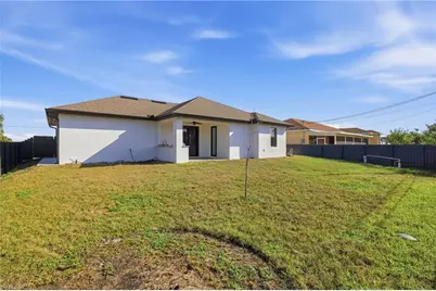 1108 NE 19th Ter, Cape Coral, FL 33909 - Photo 14