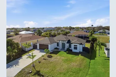 1108 NE 19th Ter, Cape Coral, FL 33909 - Photo 8