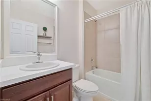 1009 Jacaranda Pkwy E, Cape Coral, FL 33909 - Photo 22