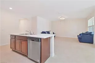 1009 Jacaranda Pkwy E, Cape Coral, FL 33909 - Photo 16