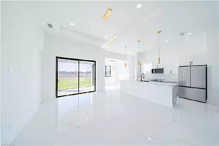 9035 E Broad Cir, Labelle, FL 33935 - Photo 10