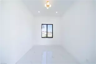 9035 E Broad Cir, Labelle, FL 33935 - Photo 8