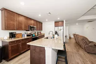 3820 Hillandale St, Fort Myers, FL 33905 - Photo 4