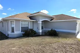 2304 Christopher Ave N, Lehigh Acres, FL 33971 - Photo 2