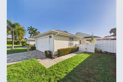 14684 Olde Millpond Ct, Fort Myers, FL 33908 - Photo 2