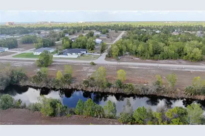 3712 NW 47th St, Cape Coral, FL 33993 - Photo 2