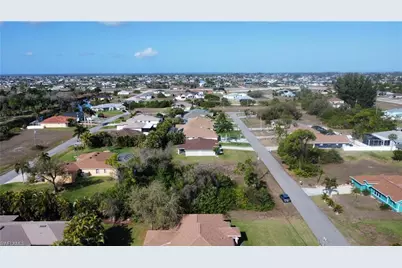 2908 NW 19th St, Cape Coral, FL 33993 - Photo 4