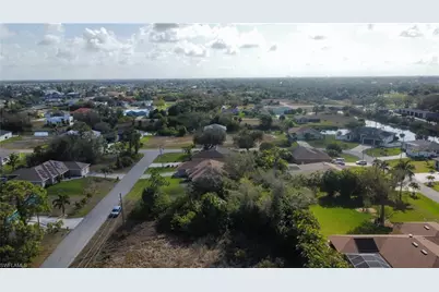 2908 NW 19th St, Cape Coral, FL 33993 - Photo 8