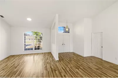 410 SE 7th St, Cape Coral, FL 33990 - Photo 6