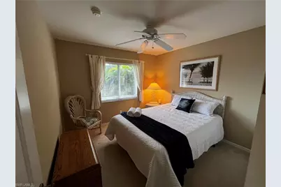 546 SE 4th St, Cape Coral, FL 33990 - Photo 28