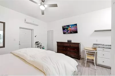 1429 NE 6th Ave, Cape Coral, FL 33909 - Photo 38