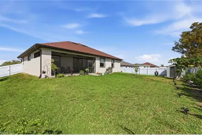 1429 NE 6th Ave, Cape Coral, FL 33909 - Photo 42