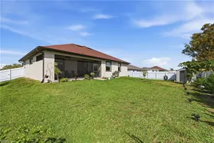 1429 NE 6th Ave, Cape Coral, FL 33909 - Photo 42