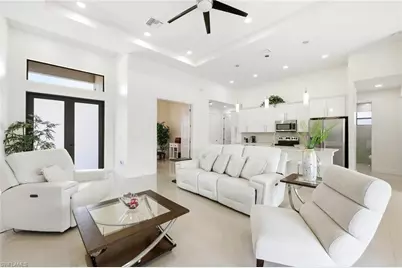 1429 NE 6th Ave, Cape Coral, FL 33909 - Photo 8