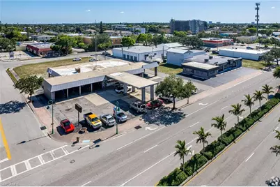 876 Cape Coral Pkwy E, Cape Coral, FL 33904 - Photo 4